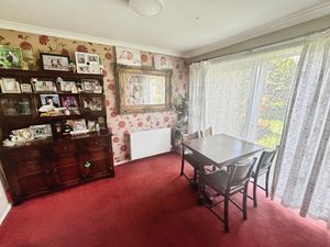 Dining room- click for photo gallery